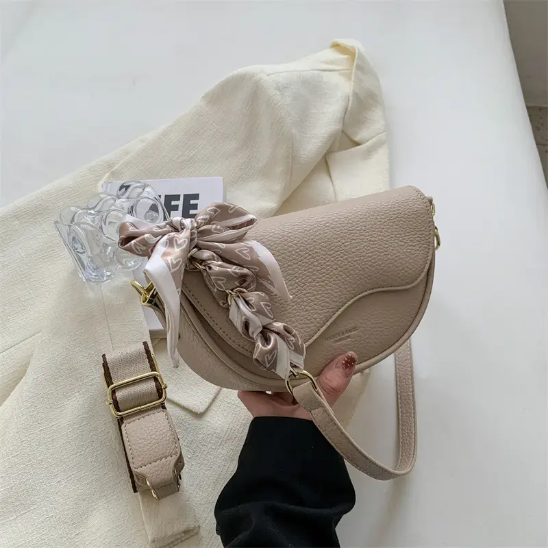 Black Saddle Bag with Bow for Women 2024