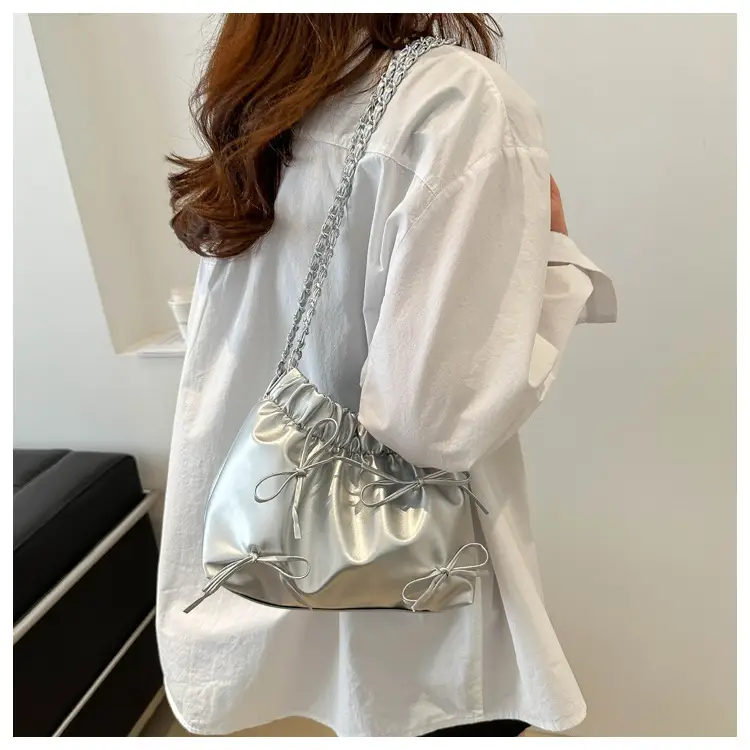 Women's Wrinkle Bag with Bow Chain 2024 Summer — feature 14
