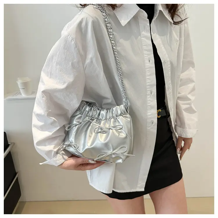 Women's Wrinkle Bag with Bow Chain 2024 Summer — feature 15