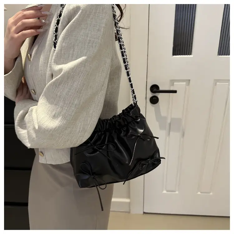 Women's Wrinkle Bag with Bow Chain 2024 Summer — feature 17