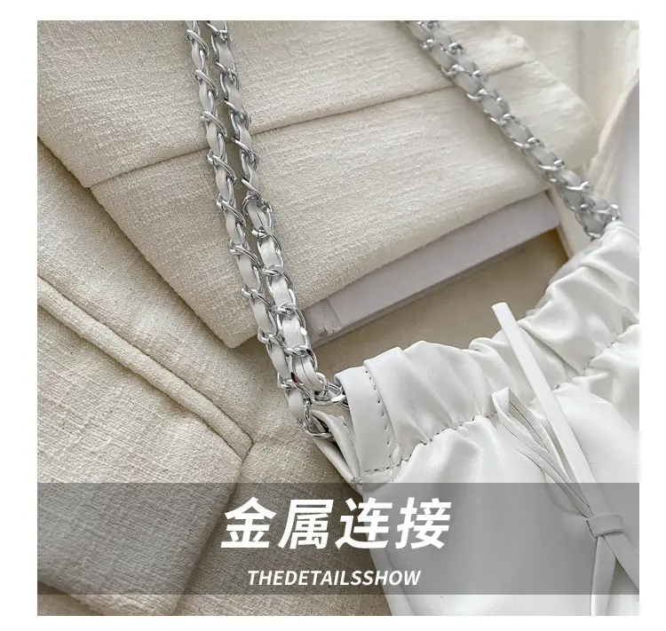 Women's Wrinkle Bag with Bow Chain 2024 Summer — feature 4