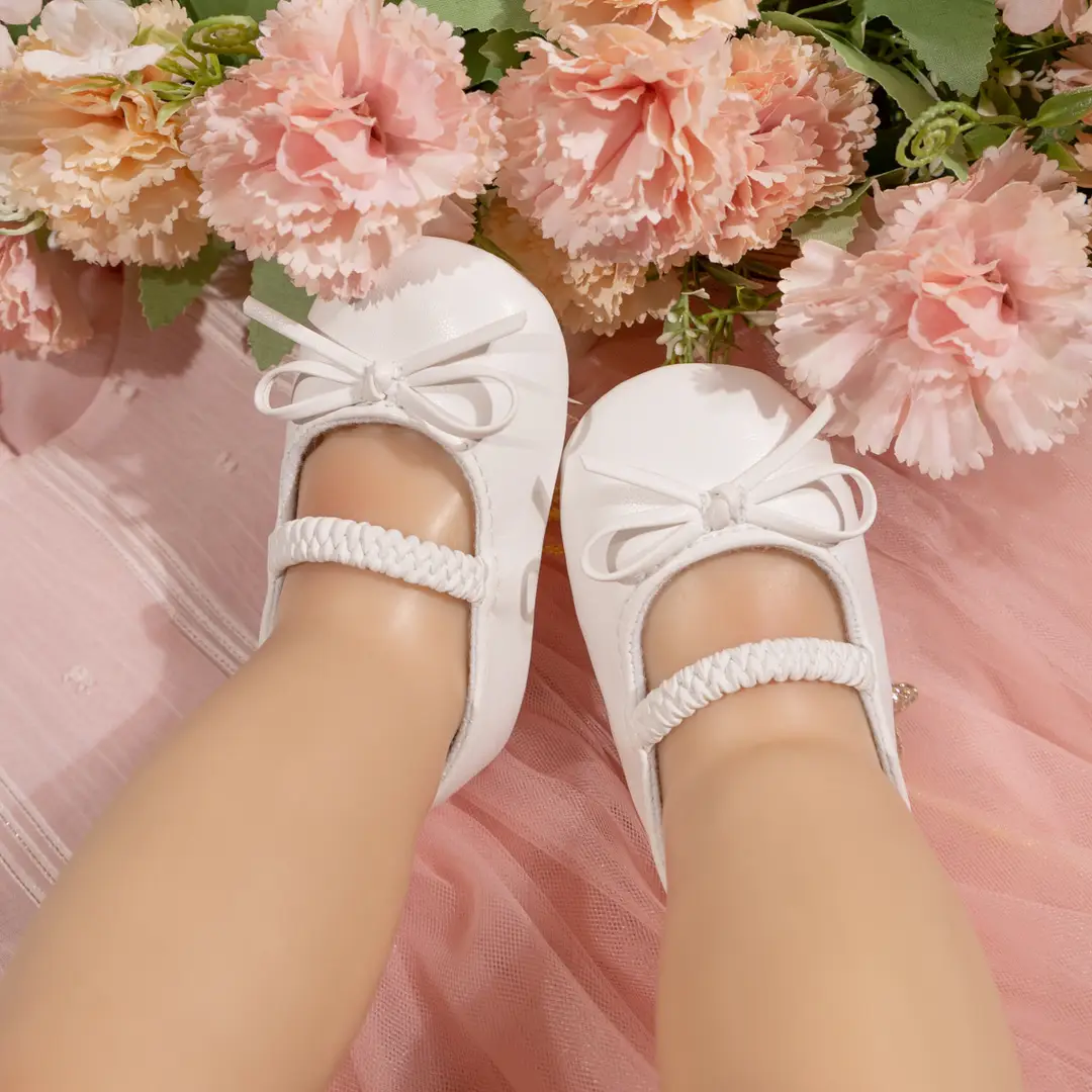 2024 new baby shoes bow elastic soft sole princess shoes cute female baby shoes baby shoes