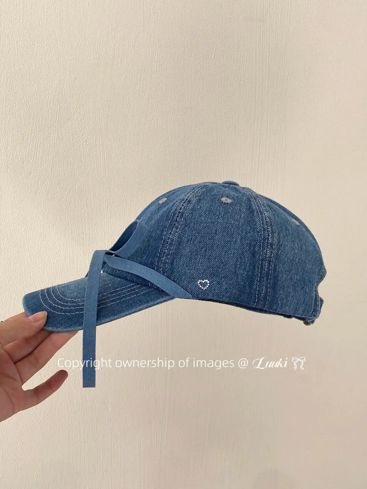 Denim Baseball Cap with Bow & Heart Design Large Head — feature 8