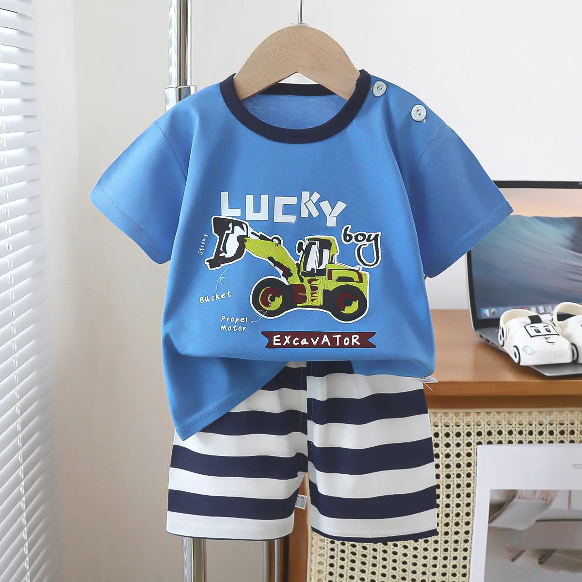 Pink Cartoon Baby T-Shirt Shorts Set for Girls - Image 3