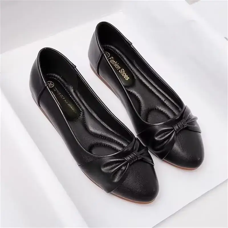 Women's White Bow Flat Shoes Soft Leather - Image 4