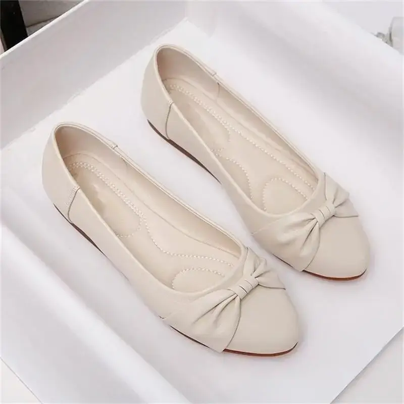 Women's White Bow Flat Shoes Soft Leather - Image 2