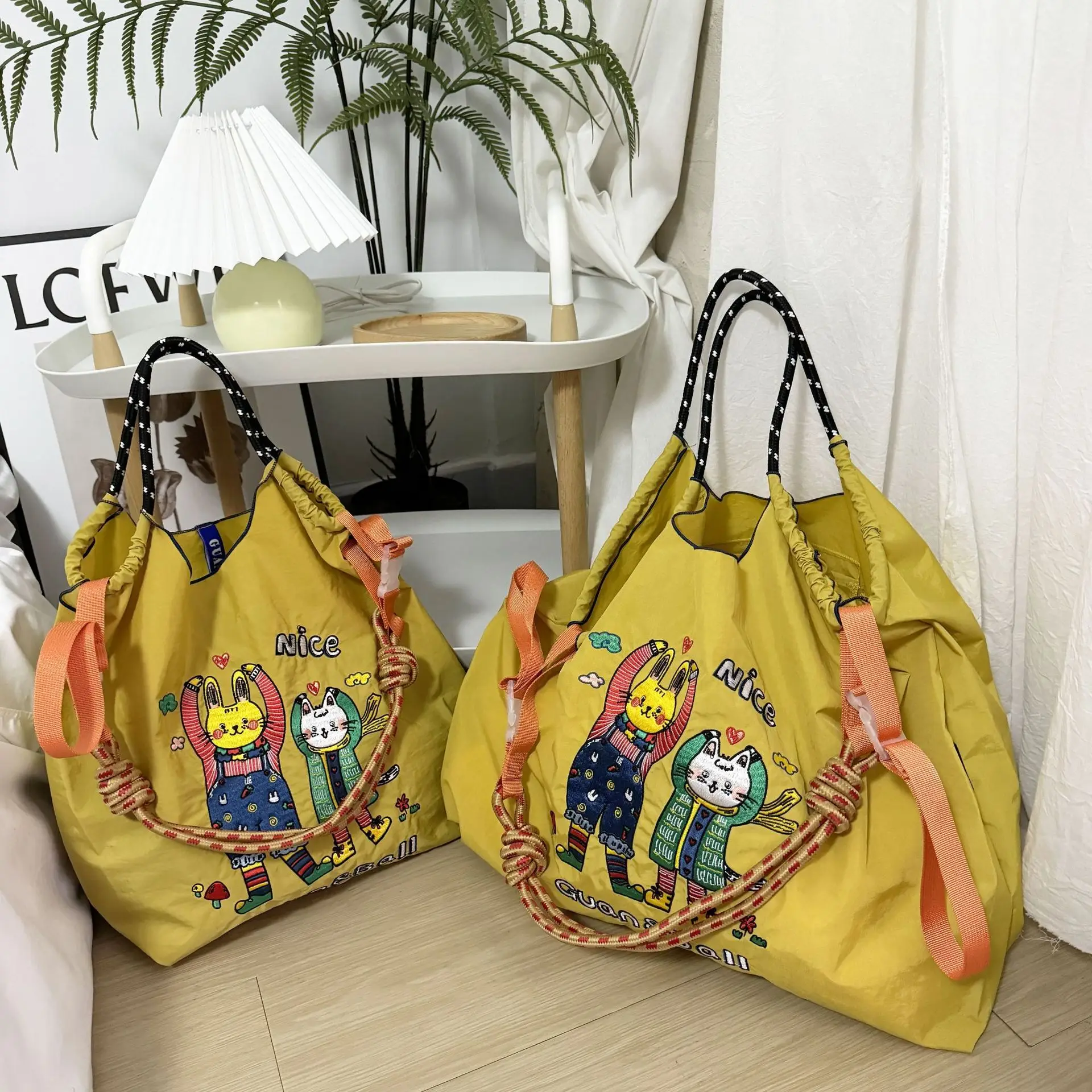 2024 Cartoon Embroidered Pink Shoulder Bag Large Capacity — feature 15