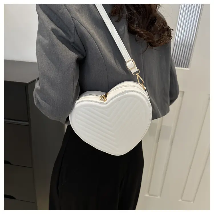 Textured Heart Bag for Women Shoulder Crossbody 2024 — feature 16