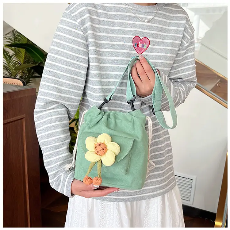Women's Flower Drawstring Crossbody Bag Canvas 2024 — feature 15