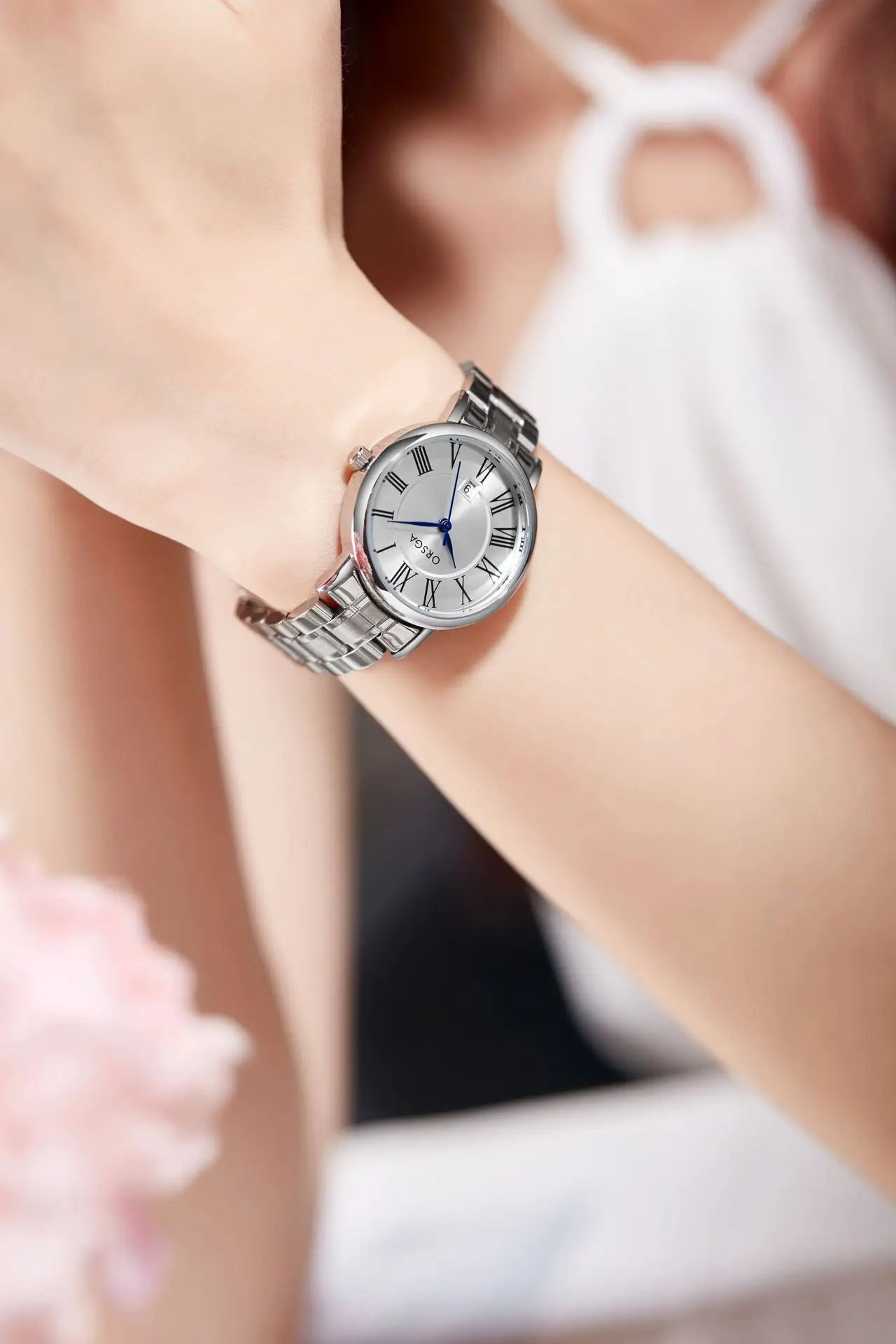 Oshga Women's Roman Numeral Quartz Watch with Black Leather Band — feature 3