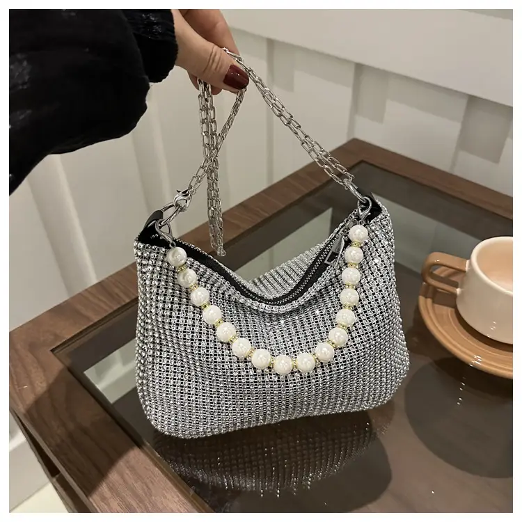 Women's Full Diamond Chain Crossbody Bag 2024 - Image 6