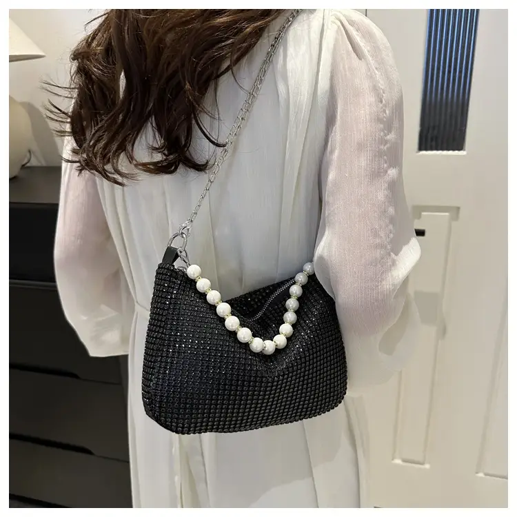 Women's Full Diamond Chain Crossbody Bag 2024 — feature 25