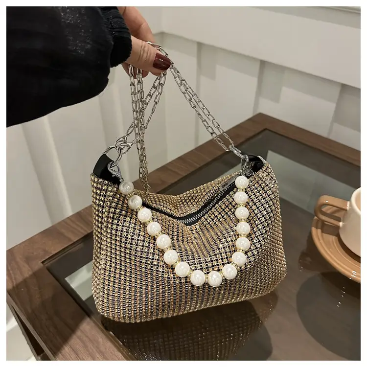 Women's Full Diamond Chain Crossbody Bag 2024 — feature 26