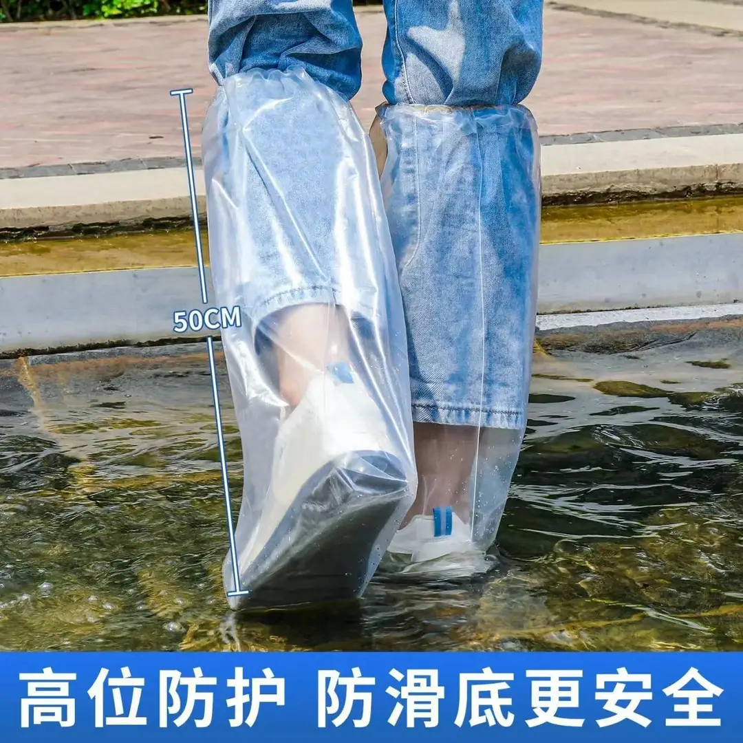 Disposable Waterproof and Dustproof Pe Shoe Covers Rain Boots Thickeneded Wear-Resistant Anti-Slip High Boots Covers Waterproof Shoe Covers for Rainy Days