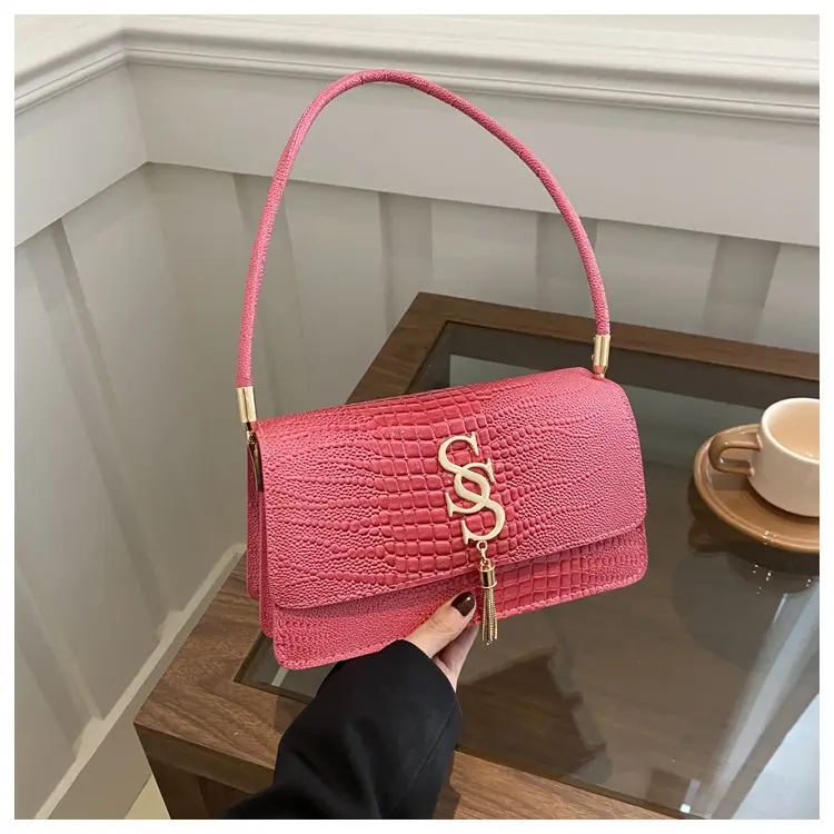 Red Croc Embroidered Women's Shoulder Bag 2024 - Image 7