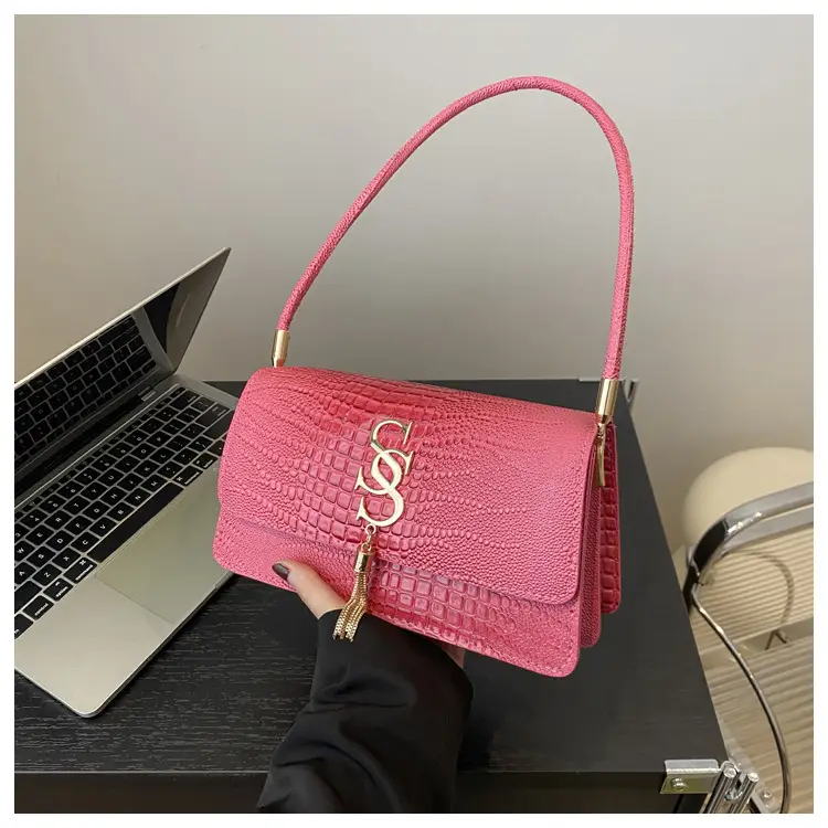 Red Croc Embroidered Women's Shoulder Bag 2024 - Image 5