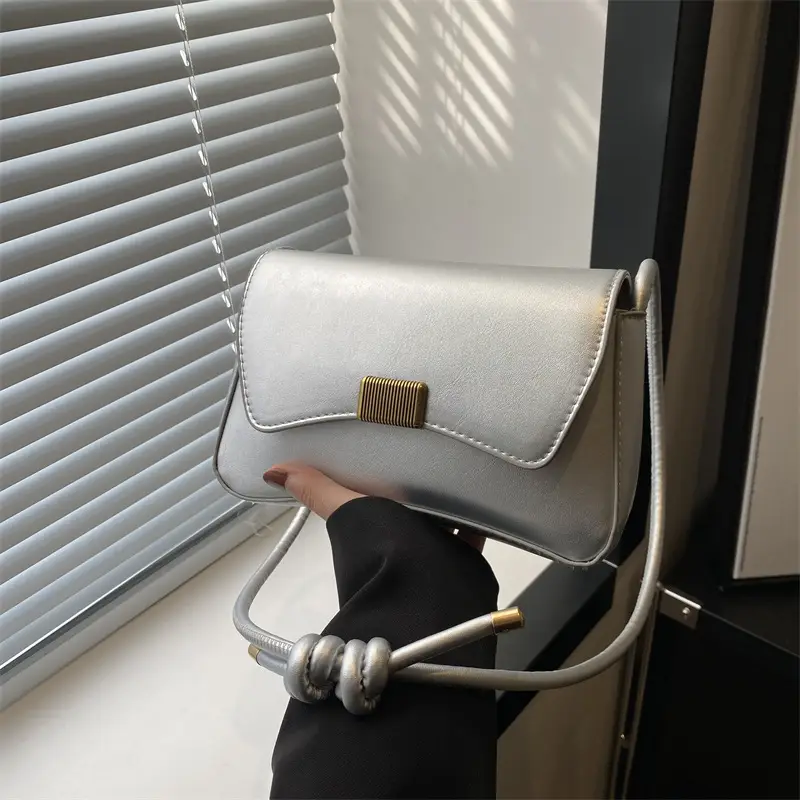 White Korean Style Shoulder Bag for Women 2024 - Image 6