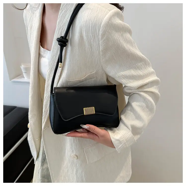 White Korean Style Shoulder Bag for Women 2024 — feature 15