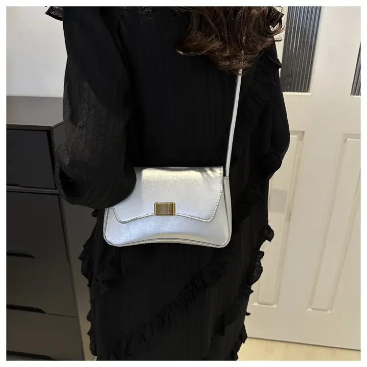 White Korean Style Shoulder Bag for Women 2024 — feature 19