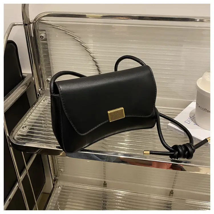 White Korean Style Shoulder Bag for Women 2024 — feature 21