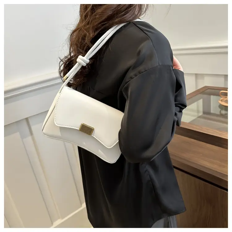 White Korean Style Shoulder Bag for Women 2024 — feature 8