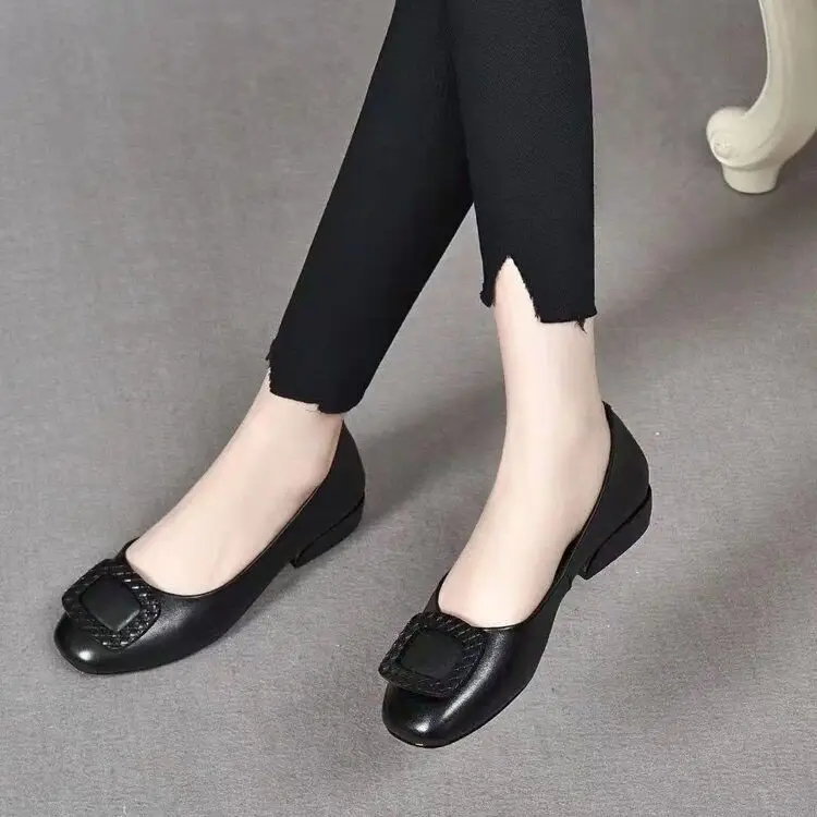 Low Mouth Chunky Heel Shoes Women's 2024 Summer New Soft Bottom Burgundy Leather Women's Shoes Low Heel Square Toe Shoes - Image 7
