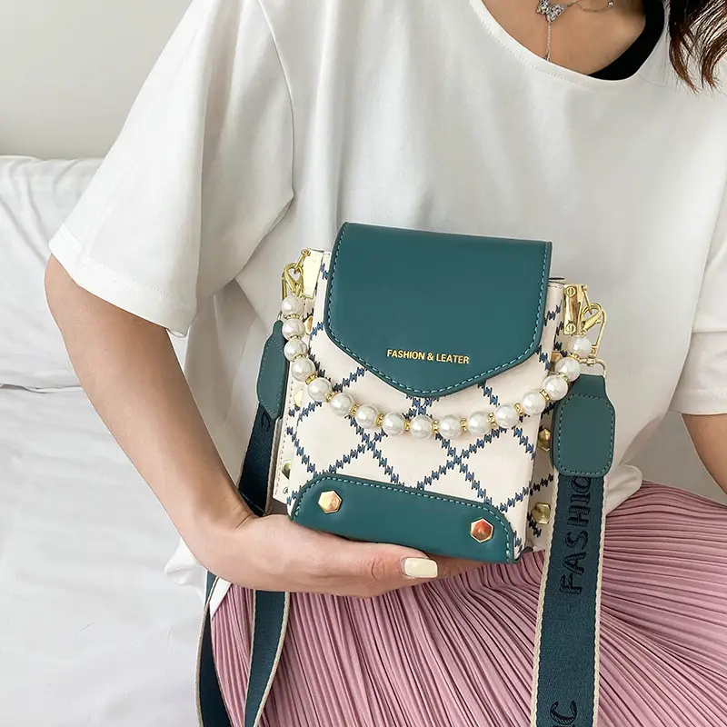 Women's Pearl Crossbody Bag Cream White 2024 - Image 7