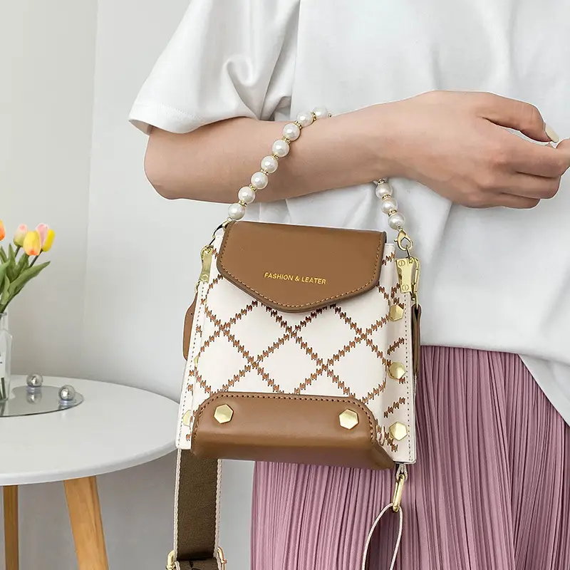 Women's Pearl Crossbody Bag Cream White 2024 - Image 9