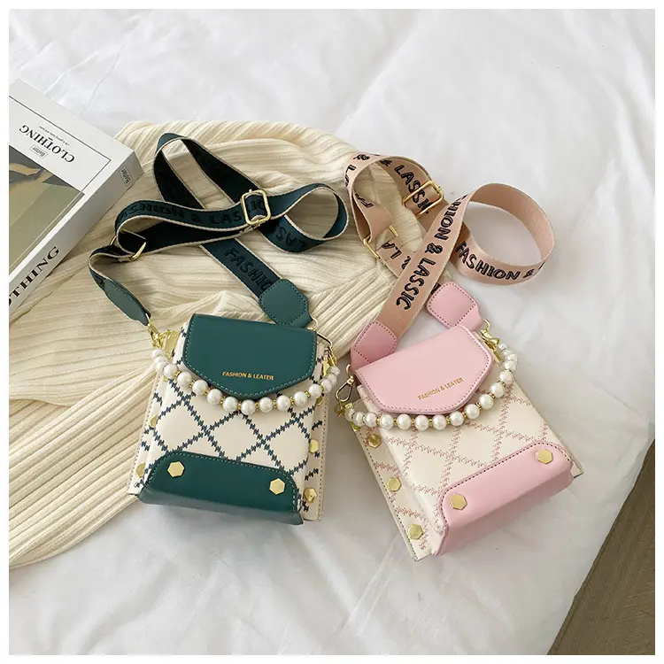 Women's Pearl Crossbody Bag Cream White 2024 — feature 21
