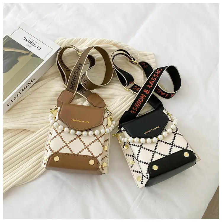 Women's Pearl Crossbody Bag Cream White 2024 — feature 22