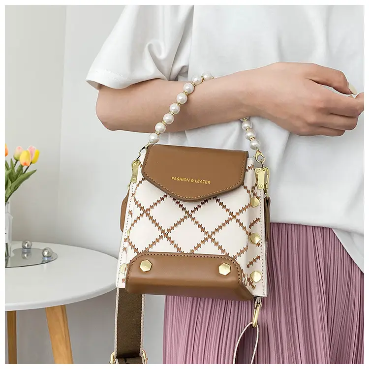 Women's Pearl Crossbody Bag Cream White 2024 — feature 29