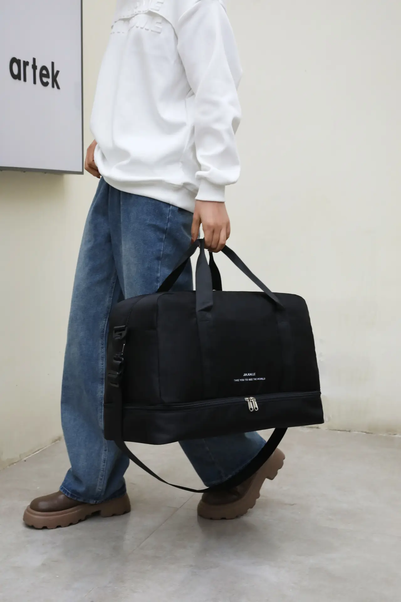 New Large Capacity Outdoor Sports Travel Bag — feature 23