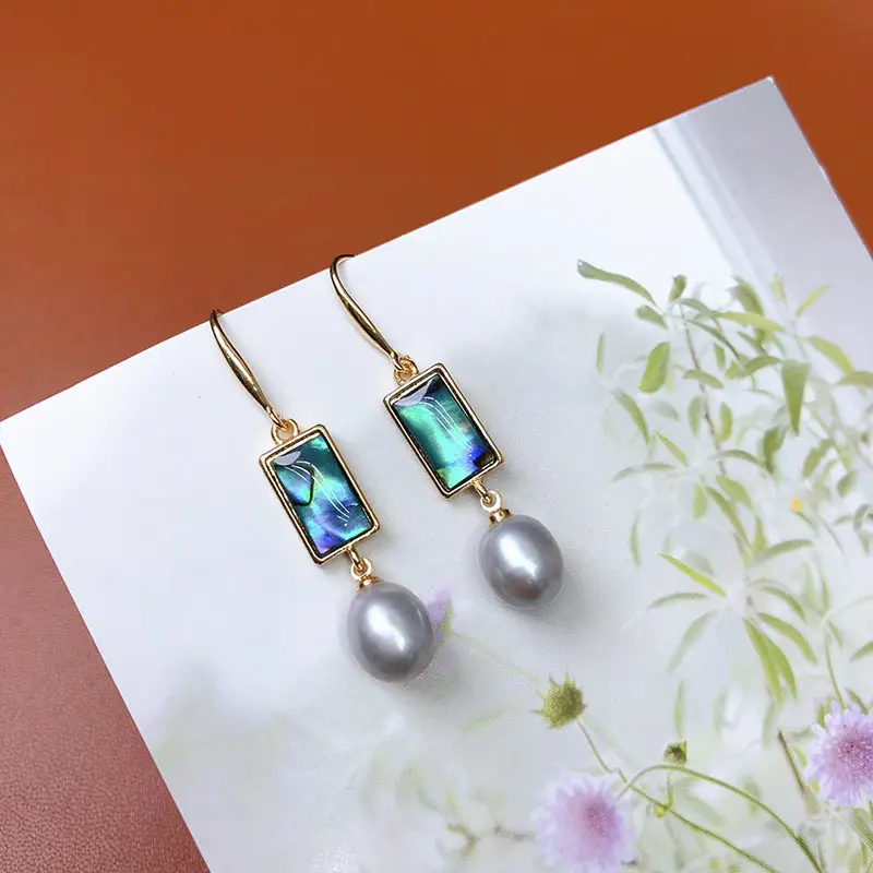 Pearl & Rainbow Pearl Earrings for Women - Image 4