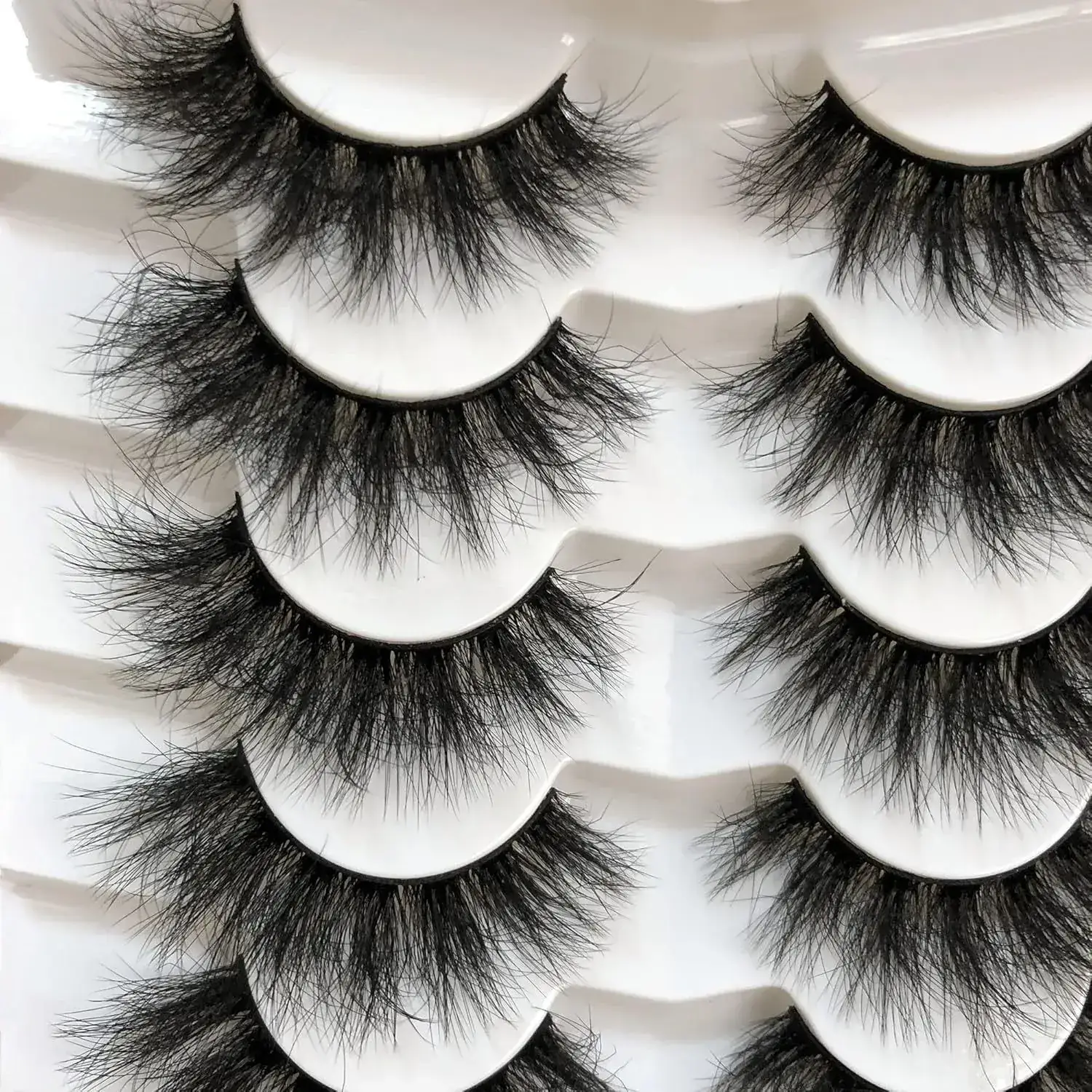 8D Curls False Eyelashes Cat Eye Style Pair — feature 2