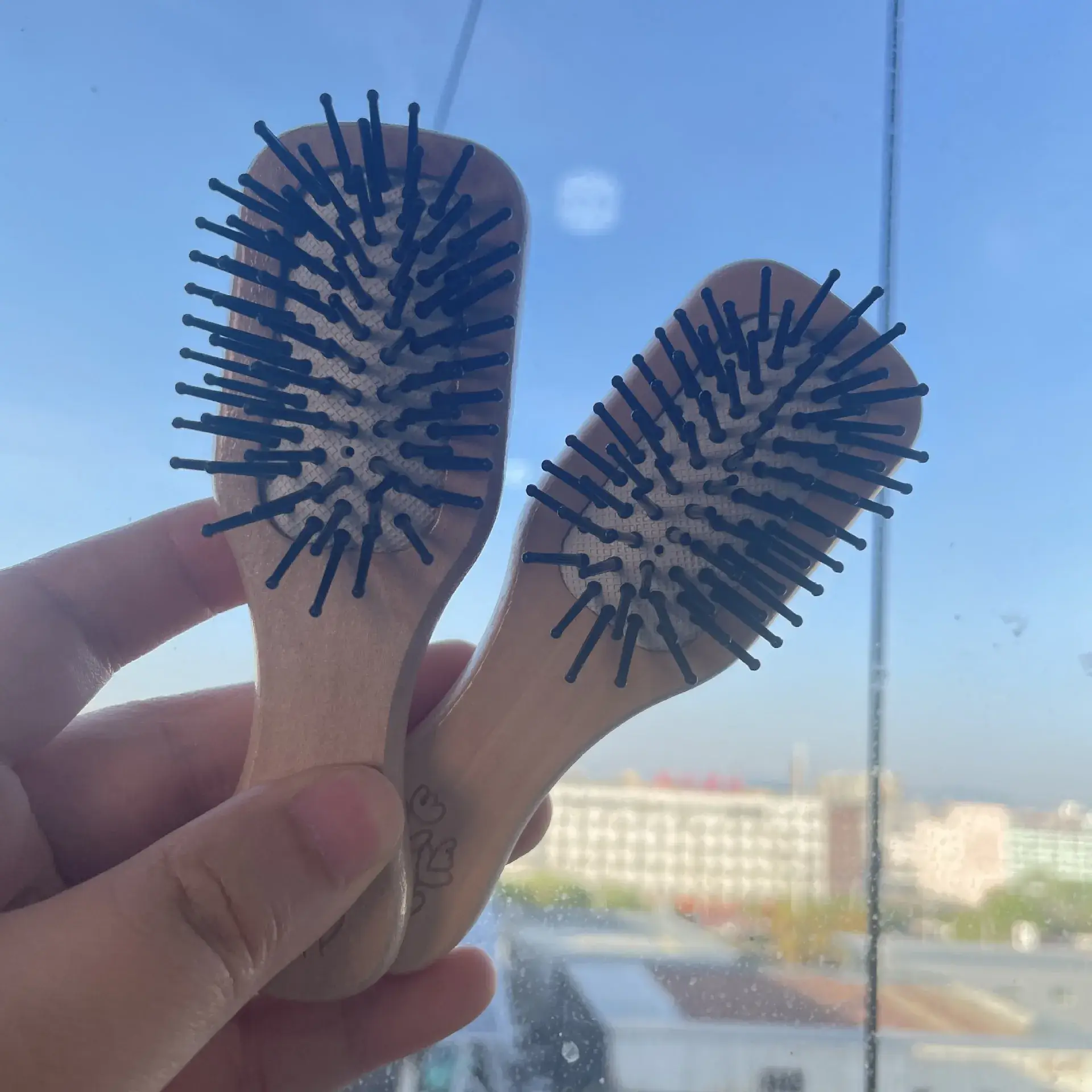 Cute Tulip Hair Brush Anti-static Portable — feature 11