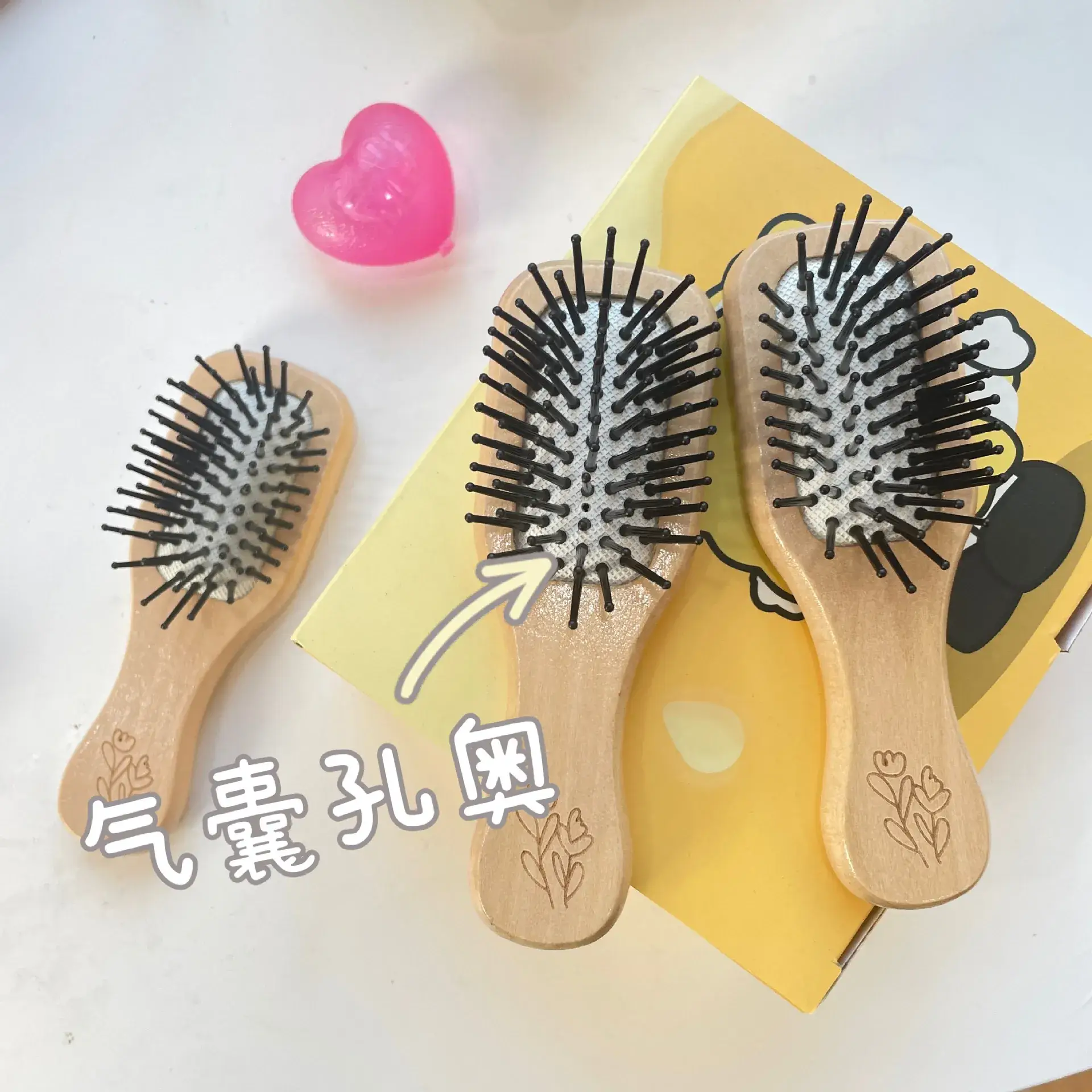 Cute Tulip Hair Brush Anti-static Portable — feature 2