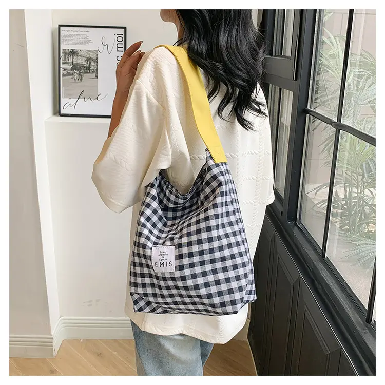 Blue Checkered Shoulder Bag for Women Spring 2024 — feature 11