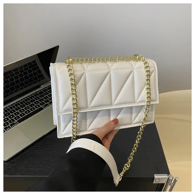 Women's Square Chain Shoulder Bag White Gold Rhombic Design — feature 14