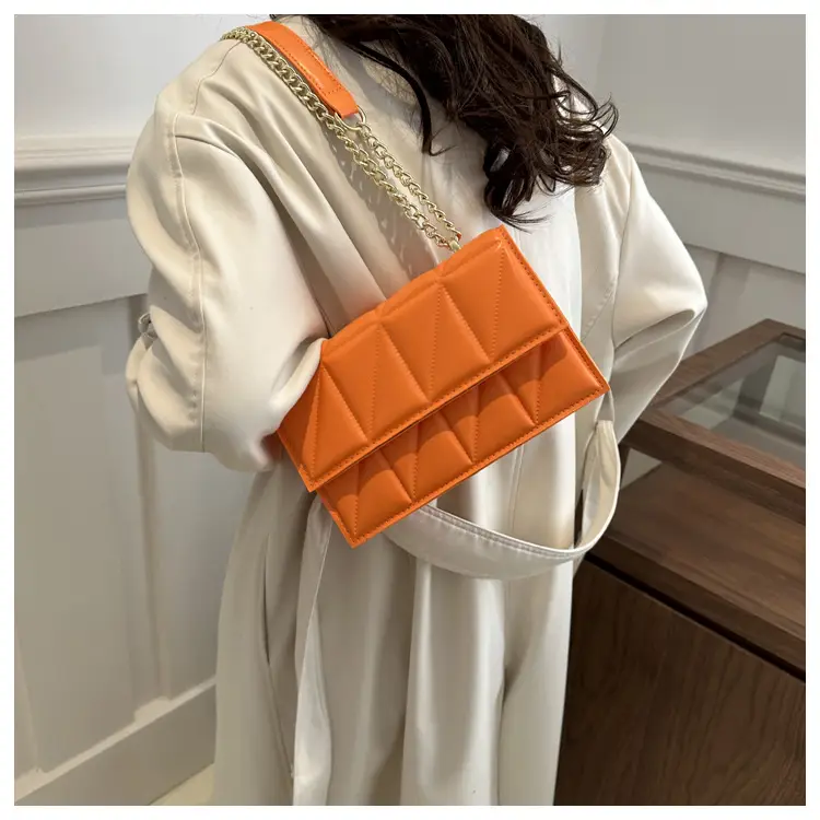 Women's Square Chain Shoulder Bag White Gold Rhombic Design — feature 27