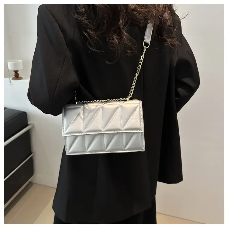 Women's Square Chain Shoulder Bag White Gold Rhombic Design — feature 34