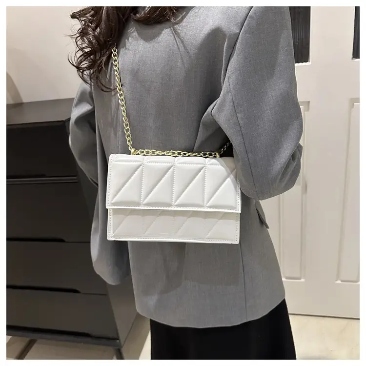 Women's Square Chain Shoulder Bag White Gold Rhombic Design — feature 36