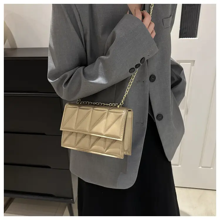 Women's Square Chain Shoulder Bag White Gold Rhombic Design — feature 38