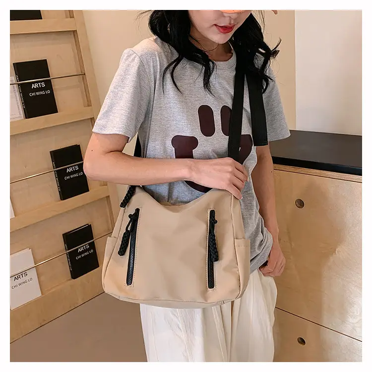 Black Korean Make-up Shoulder Messenger Bag for Women — feature 13