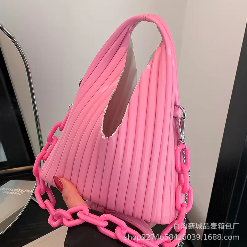 Green Chain Strap Shoulder Bag for Women 2026 - Image 8
