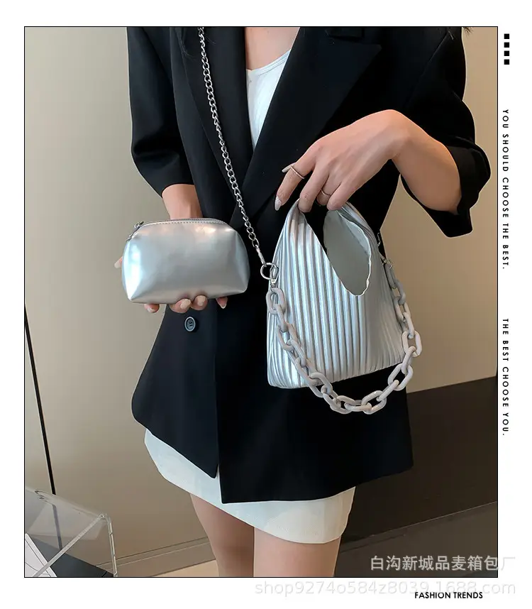 Green Chain Strap Shoulder Bag for Women 2026 — feature 1