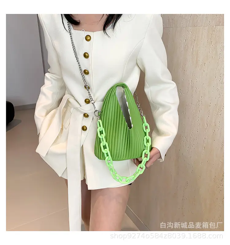 Green Chain Strap Shoulder Bag for Women 2026 — feature 20