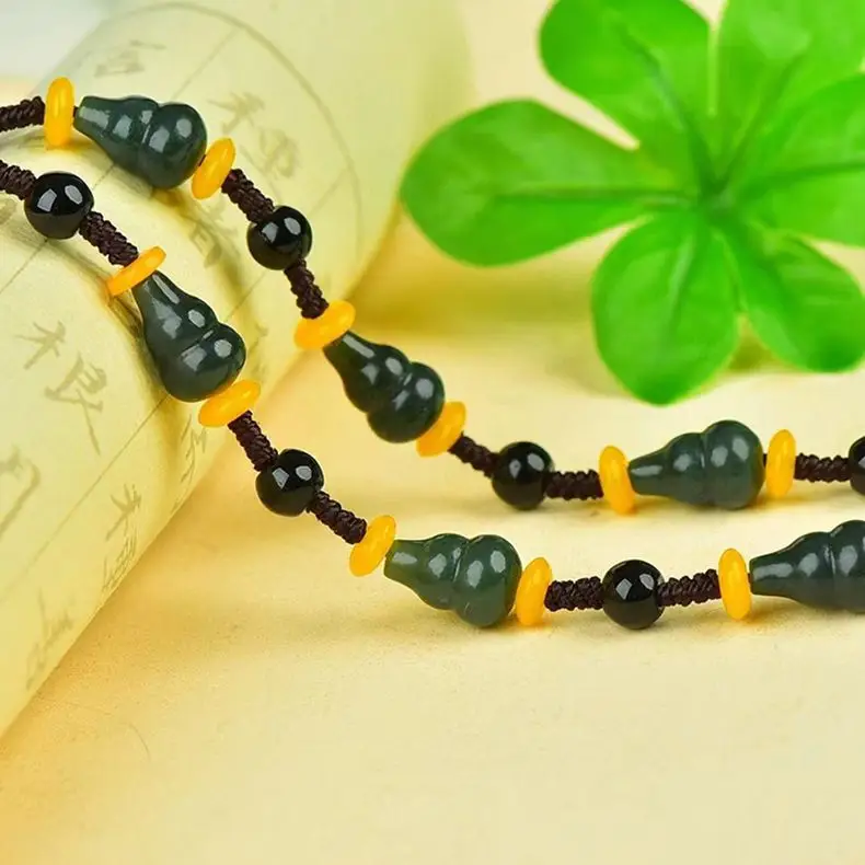 Natural Jade Lanyard Necklace with Bamboo Gourd Pendant — feature 3