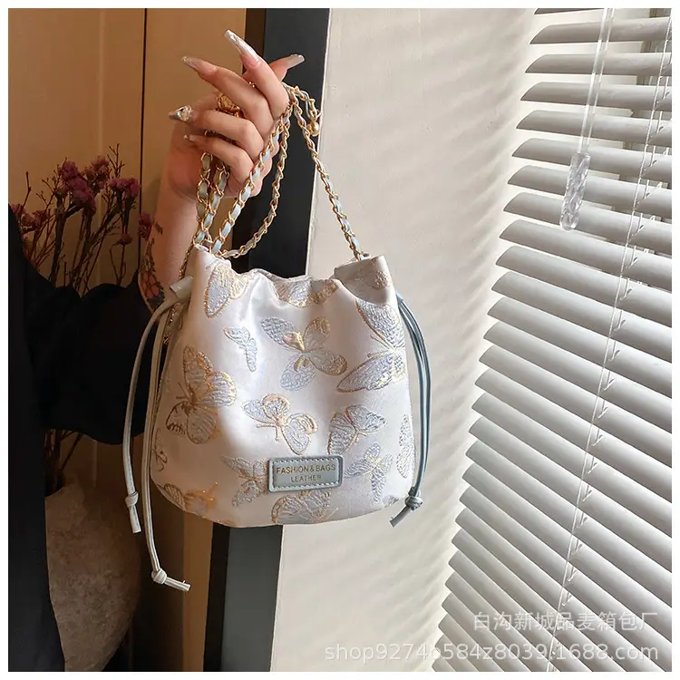 Stylish Chain Crossbody Bag for Women 2026 New Fashion — feature 12