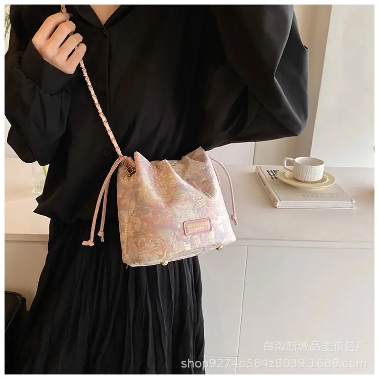 Stylish Chain Crossbody Bag for Women 2026 New Fashion — feature 18