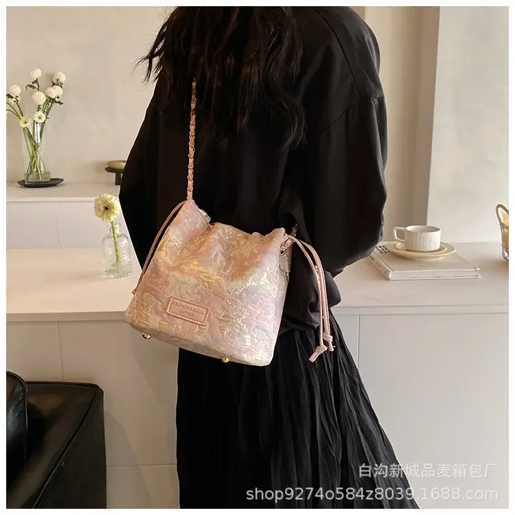 Stylish Chain Crossbody Bag for Women 2026 New Fashion — feature 19